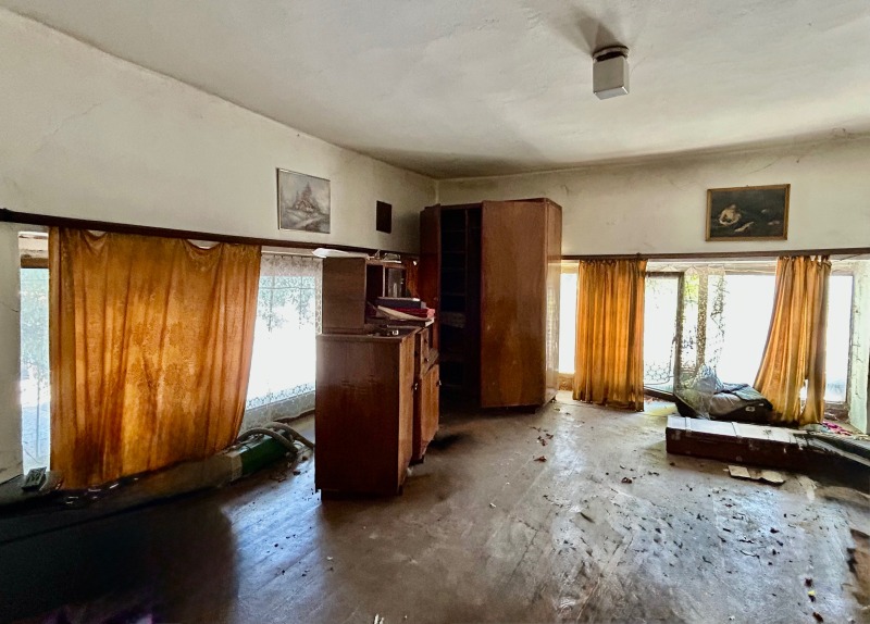 Продава  Къща град София , Медицинска академия , 334 кв.м | 38762749 - изображение [2]