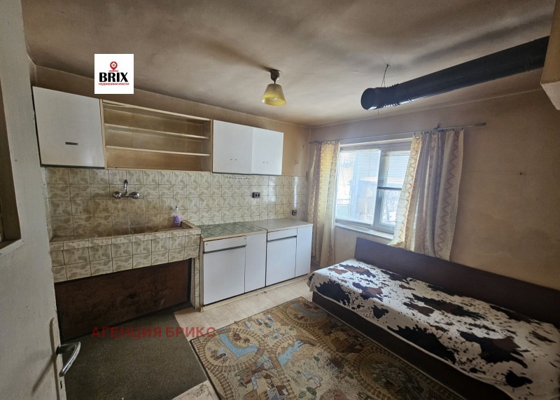 Продава КЪЩА, с. Щръклево, област Русе, снимка 9 - Къщи - 53110631