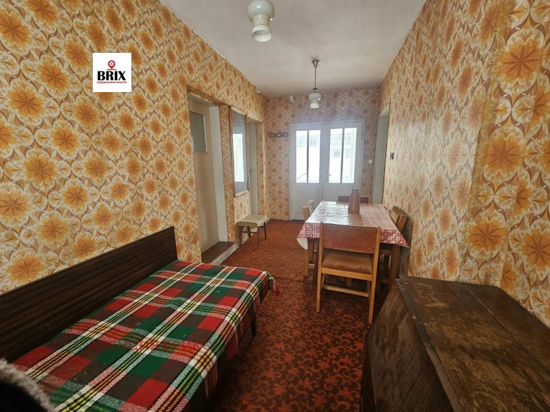 Продава КЪЩА, с. Щръклево, област Русе, снимка 12 - Къщи - 53110631