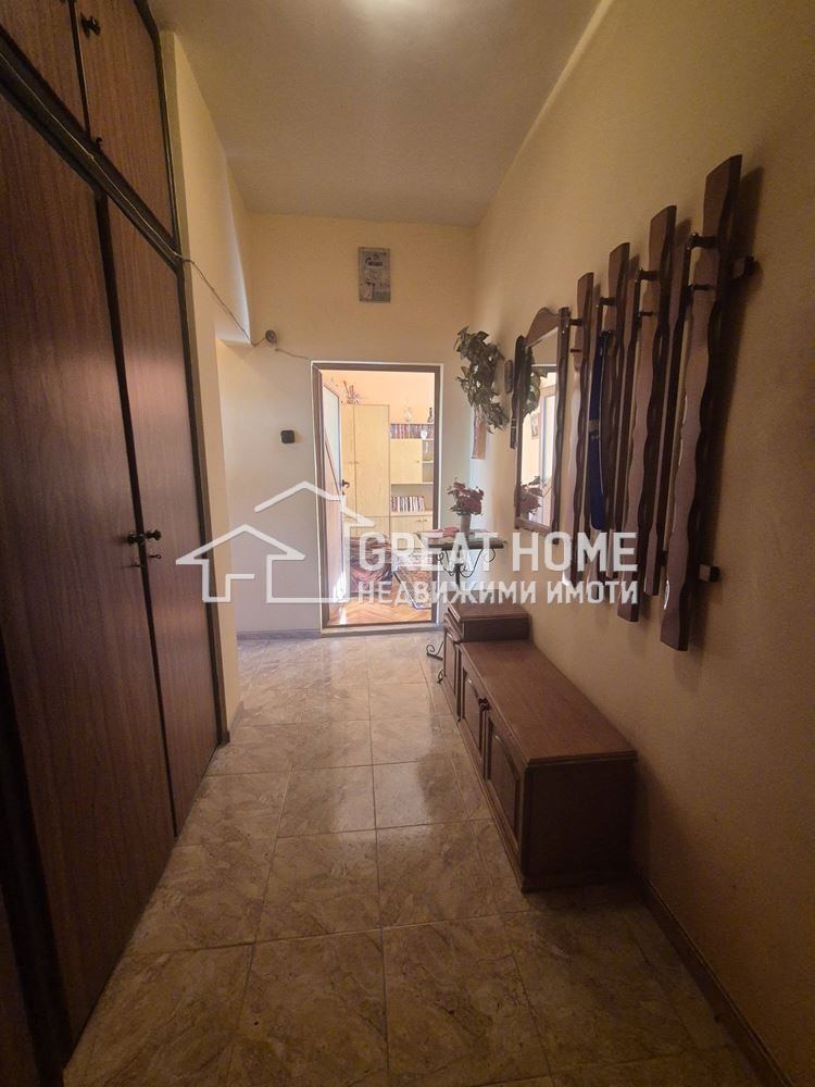 Продава 3-СТАЕН, гр. Търговище, Запад 1, снимка 8 - Апартаменти - 53335016