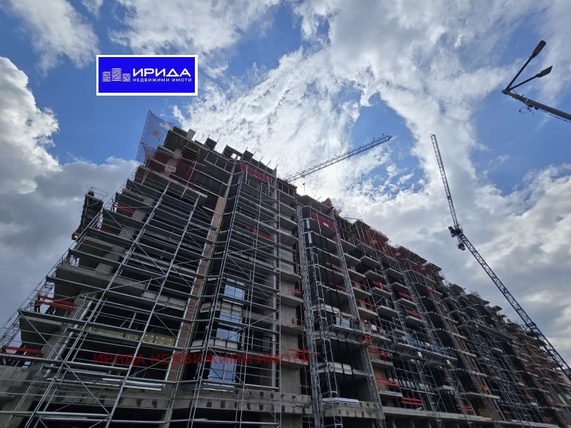 Продава 4-СТАЕН, гр. София, Оборище, снимка 2 - Апартаменти - 53369944