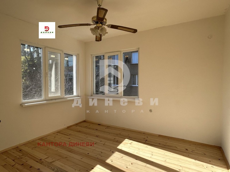 Продава ЕТАЖ ОТ КЪЩА, гр. Стара Загора, Аязмото, снимка 6 - Етаж от къща - 49643079