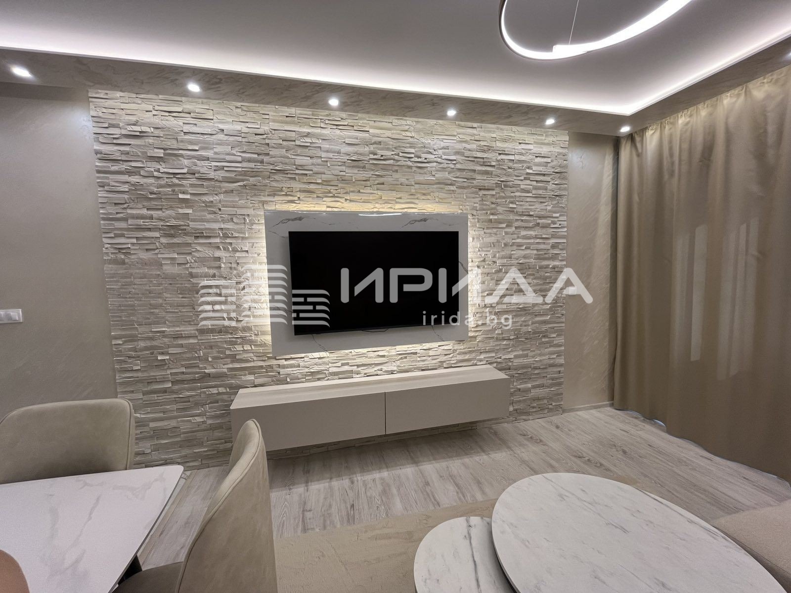 Продава 2-СТАЕН, гр. София, Младост 1