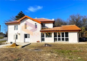 House Izgrev, region Varna 4