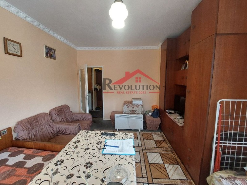 De vânzare  1 dormitor Cârdjali , Vâzrojdenți , 62 mp | 12705991