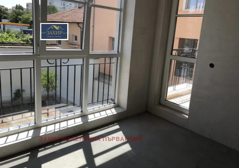 En venta  1 dormitorio Sofia , Nadezhda 3 , 57 metros cuadrados | 43406751