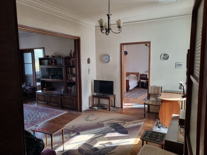 Продава  4-стаен град София , Докторски паметник , 120 кв.м | 20428740