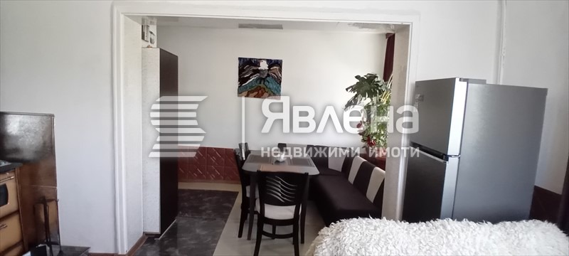 Продава  Етаж от къща град Перник , Църква , 78 кв.м | 70081593 - изображение [3]