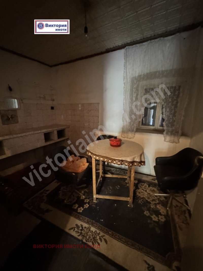 Продава ЕТАЖ ОТ КЪЩА, гр. Велико Търново, Стара част, снимка 3 - Етаж от къща - 52220428