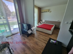 1 chambre Sarafovo, Bourgas 4