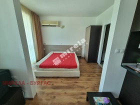 1 chambre Sarafovo, Bourgas 3