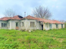 Hus Balgarevo, region Dobrich 4