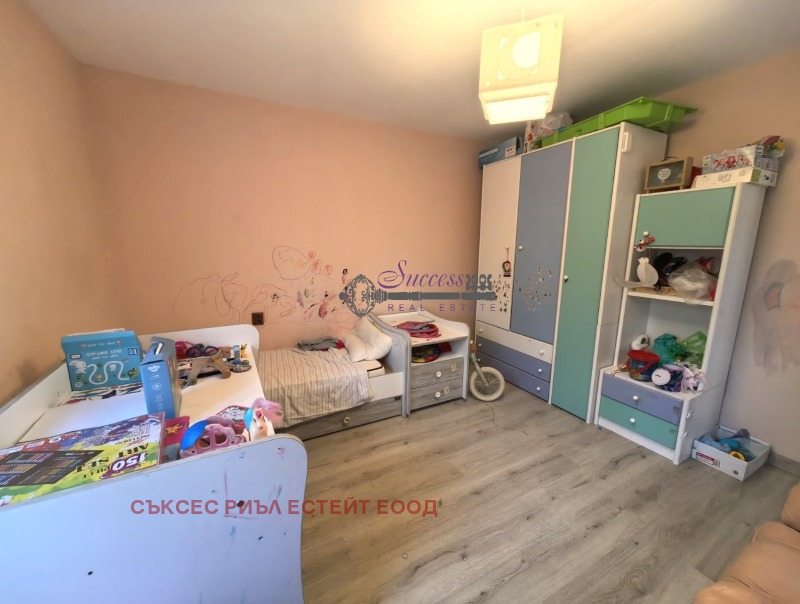 Til salgs  Hus Varna , m-t Televizionna kula , 128 kvm | 28136664 - bilde [8]