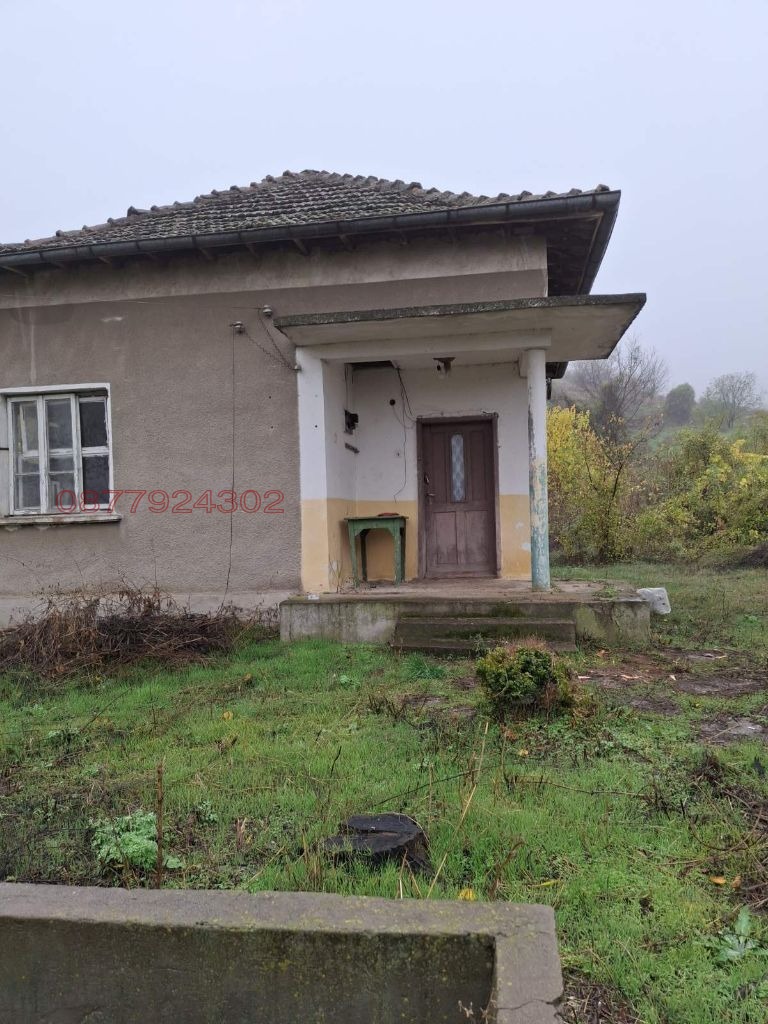 Продава КЪЩА, с. Долни Вадин, област Враца