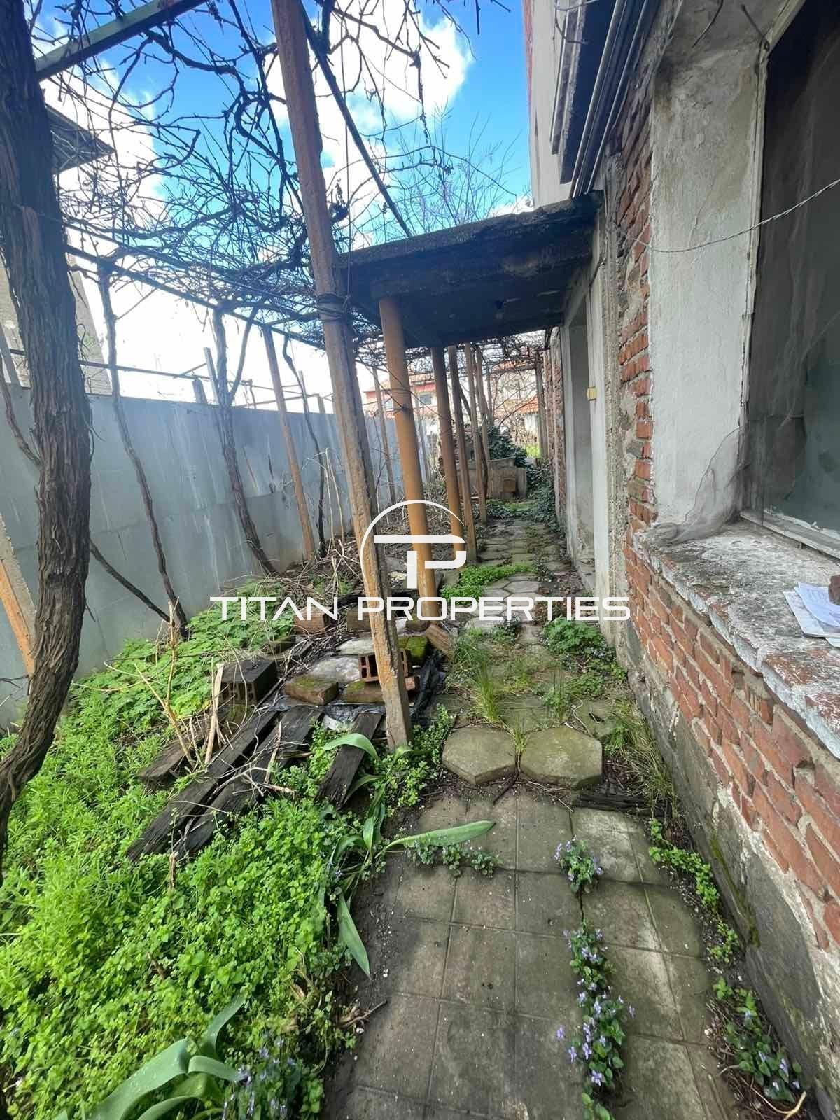 Продава МНОГОСТАЕН, гр. Пловдив, Прослав, снимка 13 - Апартаменти - 54132001