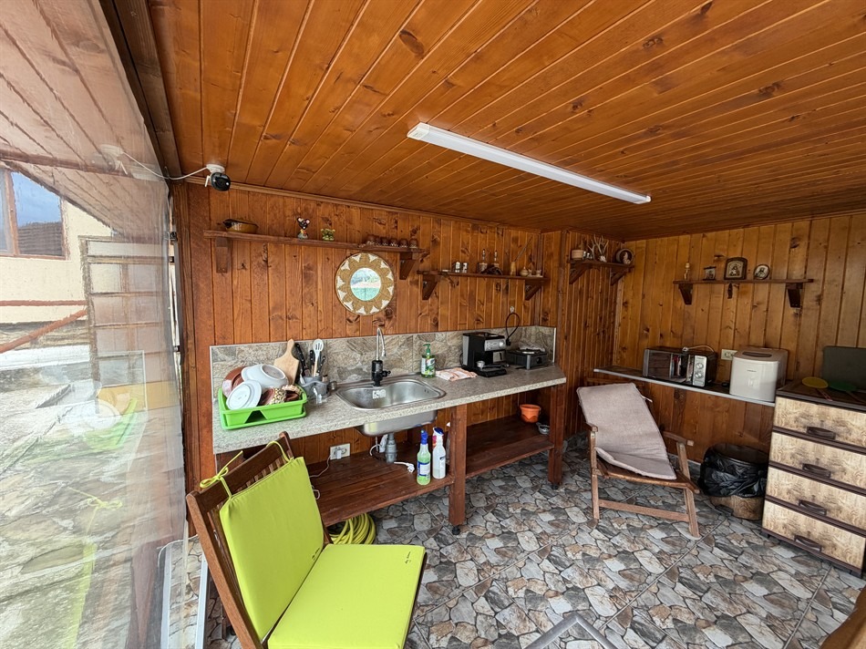 Продава КЪЩА, с. Ряховците, област Габрово, снимка 10 - Къщи - 56068942