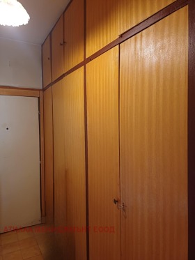 1 quarto Trakiia, Plovdiv