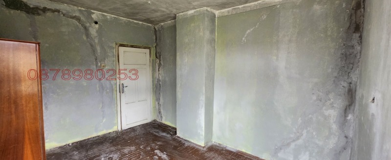 Продава КЪЩА, гр. Земен, област Перник, снимка 6 - Къщи - 52780461