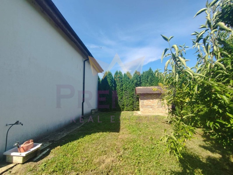 Продава КЪЩА, с. Орлова могила, област Добрич, снимка 9 - Къщи - 53085688