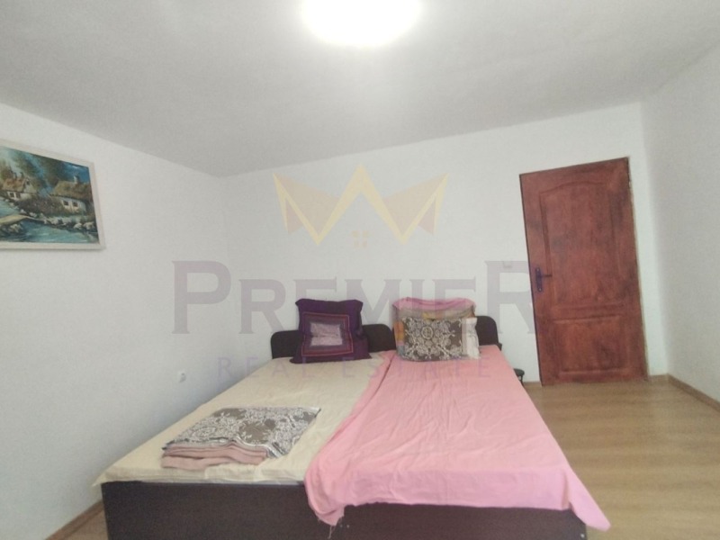 Продава КЪЩА, с. Орлова могила, област Добрич, снимка 15 - Къщи - 53085688