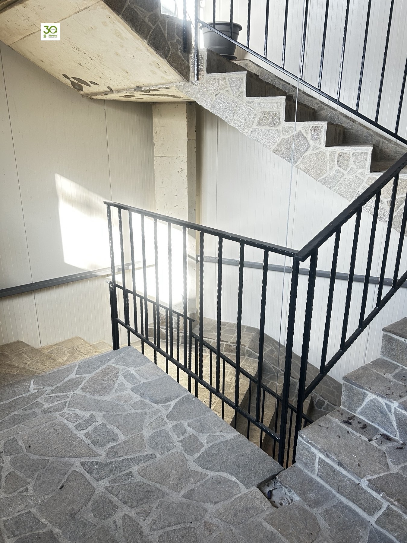 Продава ОФИС, гр. Варна, Изгрев, снимка 6 - Офиси - 54120132