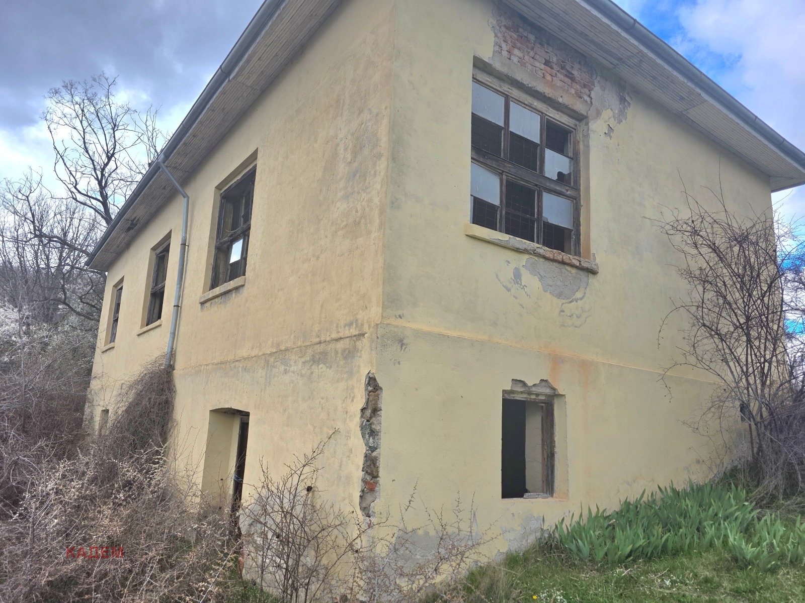 Продава КЪЩА, с. Длъхчево-Сабляр, област Кюстендил, снимка 3 - Къщи - 54040273