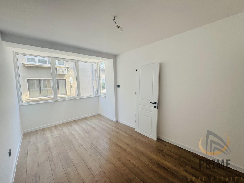For Sale  2 bedroom Burgas , Tsentar , 82 sq.m | 29779123 - image [10]