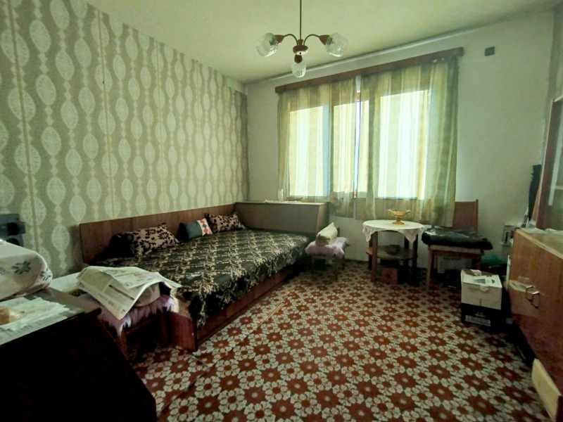 Eladó  2 hálószobás Ruse , Zdravec , 70 négyzetméter | 51585091 - kép [3]