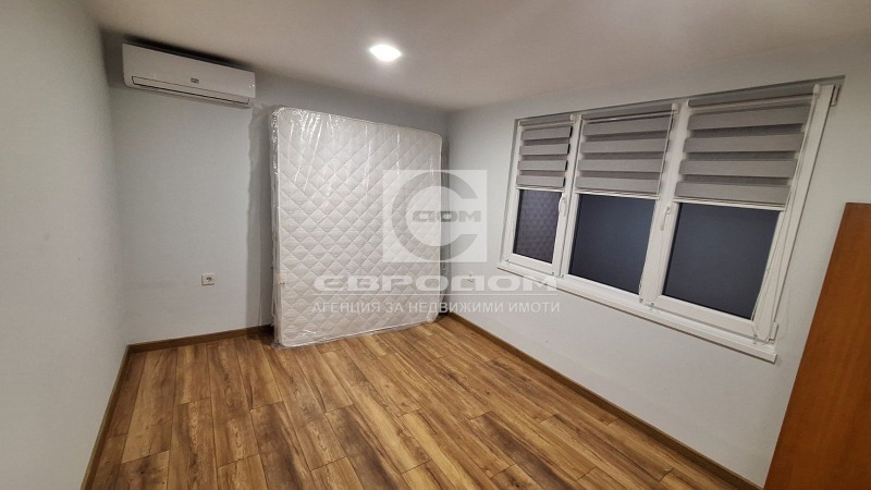 Продава МНОГОСТАЕН, гр. Стара Загора, Център, снимка 9 - Апартаменти - 53010130