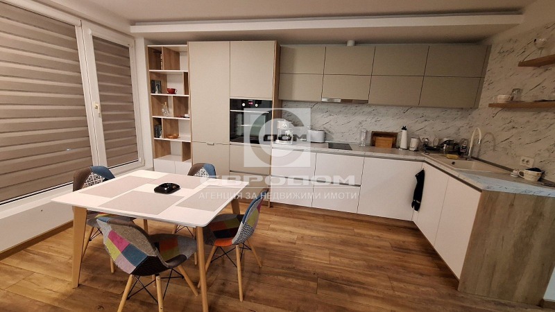 Продава МНОГОСТАЕН, гр. Стара Загора, Център