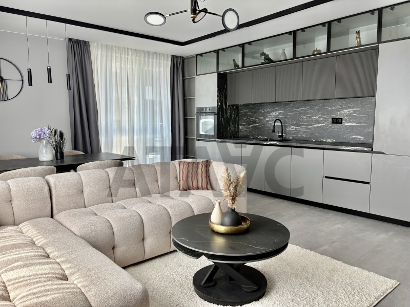 Eladó  1 hálószoba Plovdiv , Ostromila , 80 négyzetméter | 98146177