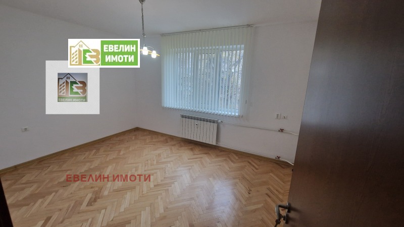 Продава 3-СТАЕН, гр. Русе, Възраждане, снимка 6 - Апартаменти - 52636802
