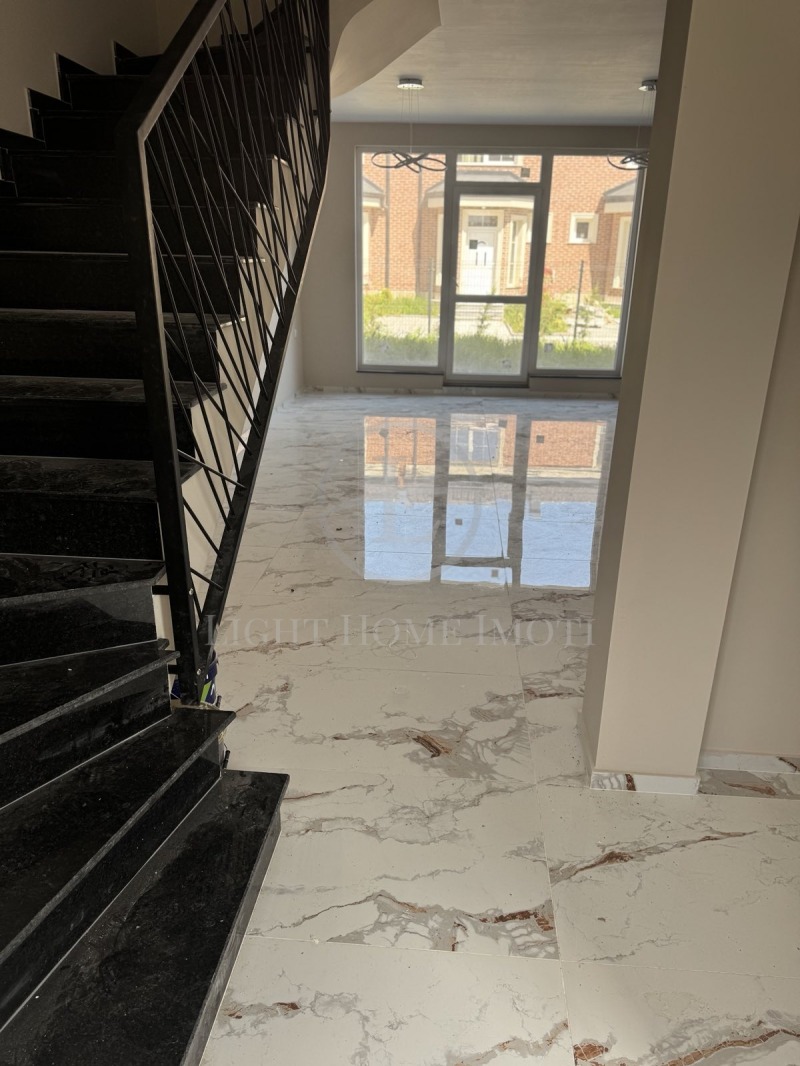 Продава  Къща област Пловдив , с. Скутаре , 91 кв.м | 14572792 - изображение [2]