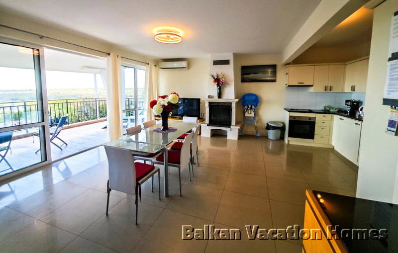 Продава КЪЩА, гр. Варна, м-т Боровец - юг, снимка 2 - Къщи - 52268724