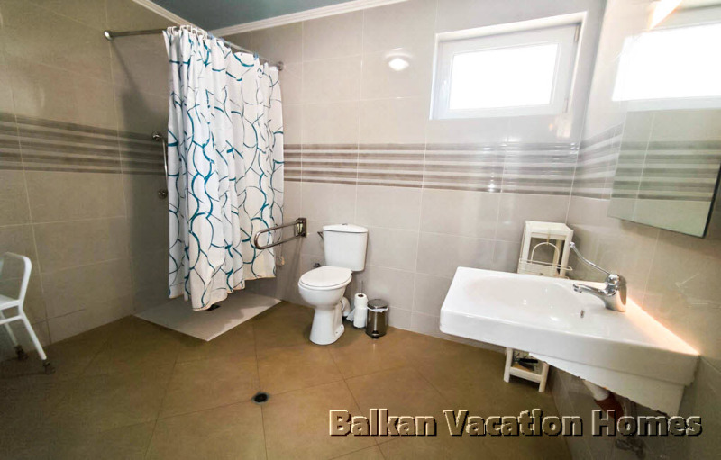 Продава КЪЩА, гр. Варна, м-т Боровец - юг, снимка 10 - Къщи - 52268724