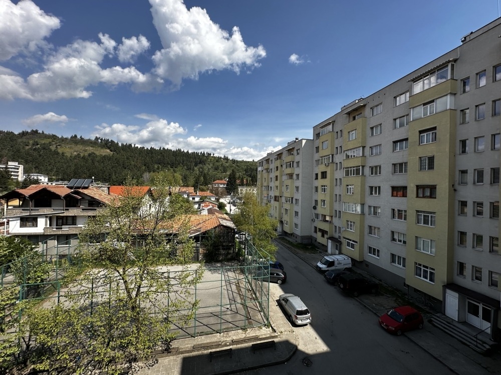 Продава 4-СТАЕН, гр. Разлог, област Благоевград