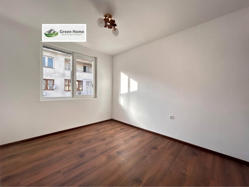 Na prodej  1 ložnice Varna , Ljatno kino Trakija , 52 m2 | 42784175 - obraz [8]