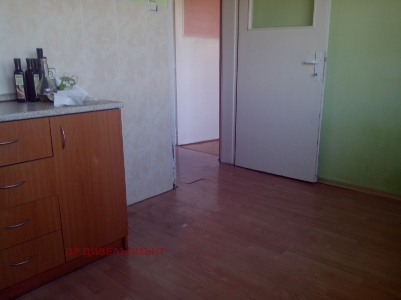 Na sprzedaż  2 sypialnie Sofia , Centar , 94 mkw | 50014651 - obraz [2]