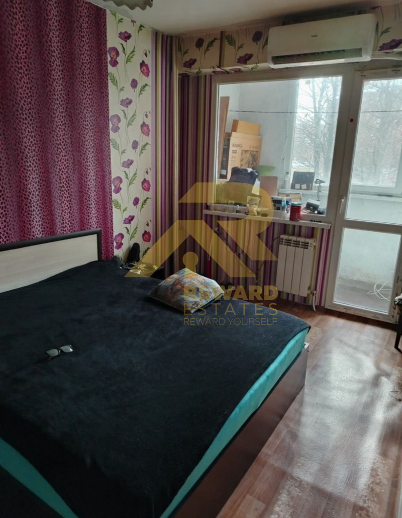 Продава  3-стаен град Перник , Тева , 90 кв.м | 74135749 - изображение [2]