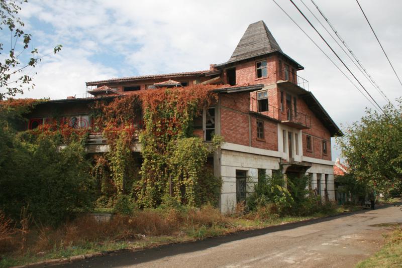 Продава ПРОМ. ПОМЕЩЕНИЕ, с. Ново село, област Видин, снимка 2 - Производствени сгради - 52785658