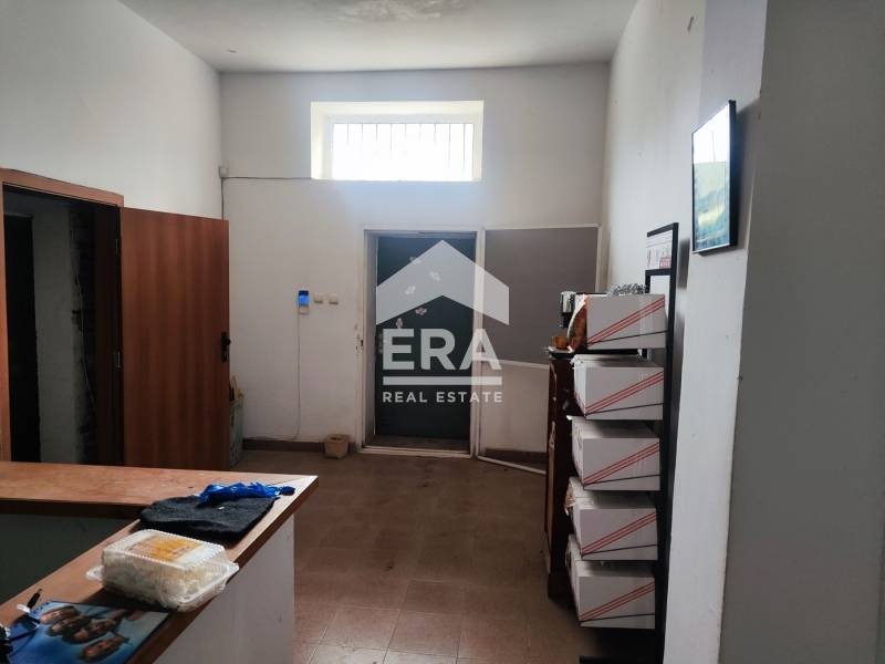 Продава ПРОМ. ПОМЕЩЕНИЕ, гр. Ямбол, Каргон, снимка 9 - Производствени сгради - 52611114