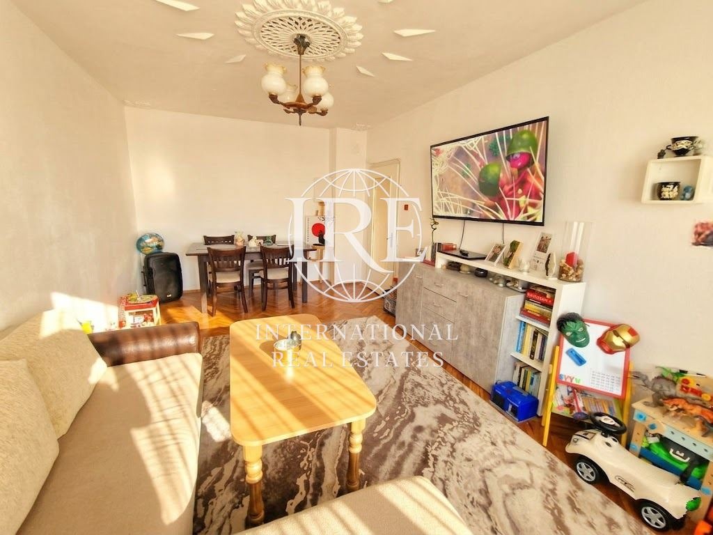 Продава 4-СТАЕН, гр. Добрич, Добротица - Албенска, снимка 4 - Апартаменти - 53950554