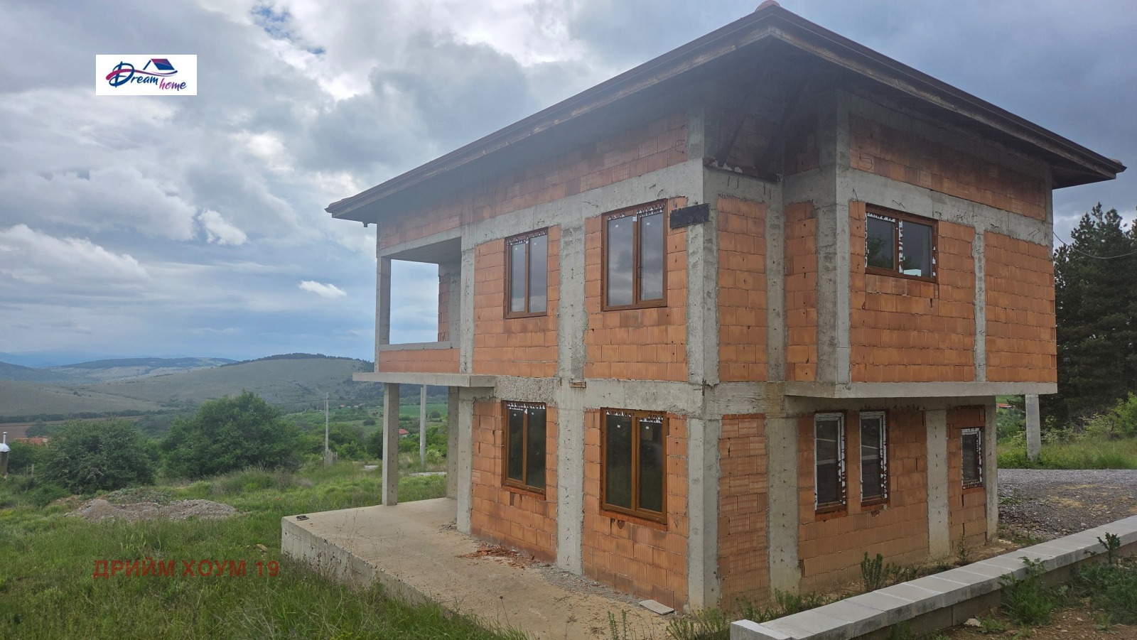 Продава КЪЩА, с. Старо село, област Перник