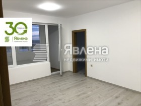 3 кімнатна Автогара, Варна 1