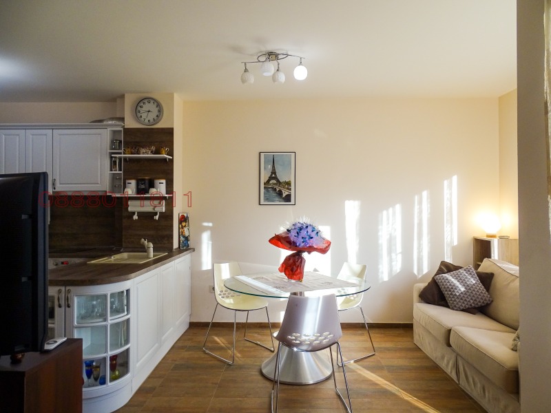 Продава 1-СТАЕН, гр. София, Лозенец, снимка 2 - Апартаменти - 53034493