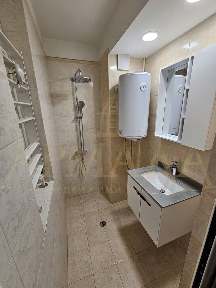 En venta  2 dormitorios Plovdiv , Karshiyaka , 134 metros cuadrados | 46490752 - imagen [9]
