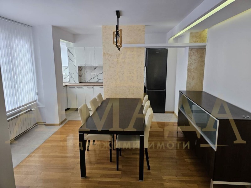 En venta  2 dormitorios Plovdiv , Karshiyaka , 134 metros cuadrados | 46490752 - imagen [3]