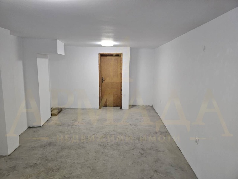 En venta  2 dormitorios Plovdiv , Karshiyaka , 134 metros cuadrados | 46490752 - imagen [13]