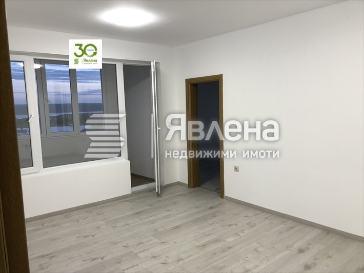 Продава 4-СТАЕН, гр. Варна, Автогара, снимка 1 - Aпартаменти - 48760896