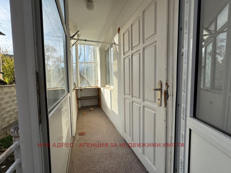 Продава ЕТАЖ ОТ КЪЩА, гр. Търговище, Боровец, снимка 10 - Етаж от къща - 52463924